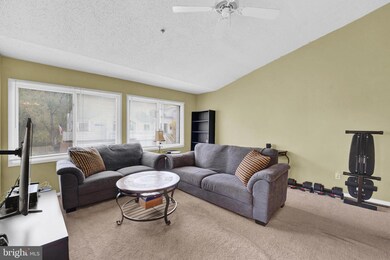 2602 Creekside Dr unit 2602, Newark, DE 19711 - photo 4