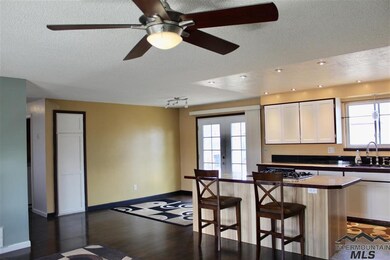 1304 S Holly St, Nampa, ID 83686 - photo 6