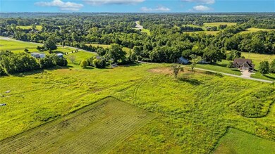 2100 Limit St, Leavenworth, KS 66048 - photo 4