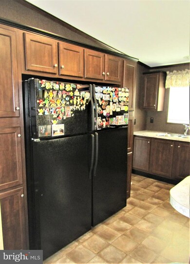 296 Rips Dr, Lothian, MD 20711 - photo 5