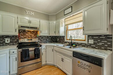 1419 23rd Street, Bismarck, ND 58501