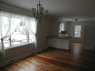 Dining Room & Kitchen
