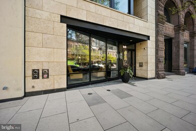 Ventana unit 1107, Washington, DC 20004 - photo 3