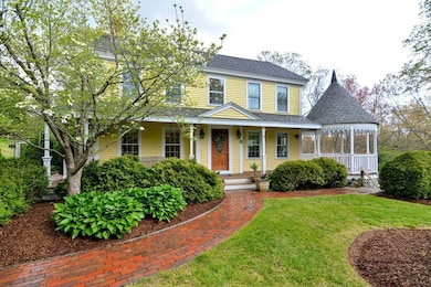 8 School St, Norfolk, MA 02056 - photo 2