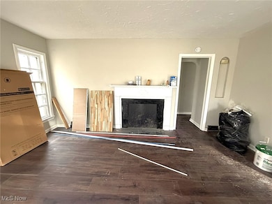 15615 Judson Dr, Cleveland, OH 44128 - photo 4