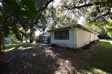 1059 Seacrest Dr NW, Port Charlotte, FL 33948 - photo 4