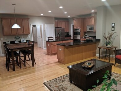 39 Howarth Dr, Upton, MA 01568 - photo 5