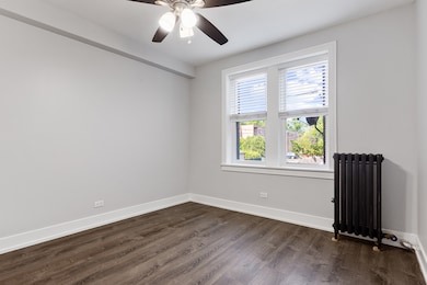 1521 W Sherwin Ave unit 408, Chicago, IL 60626 - photo 6