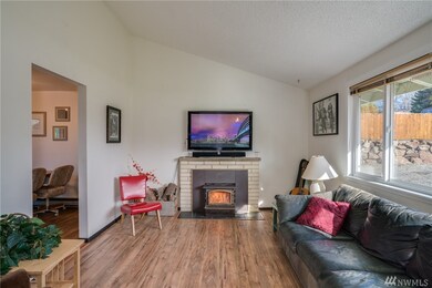 178 S Kent Place, East Wenatchee, WA 98802 - photo 3