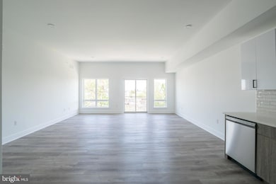 1420 Point Breeze Ave unit 408, Philadelphia, PA 19146 - photo 5