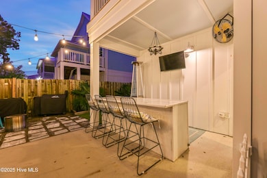 1225 Pinfish Ln, Carolina Beach, NC 28428 - photo 4