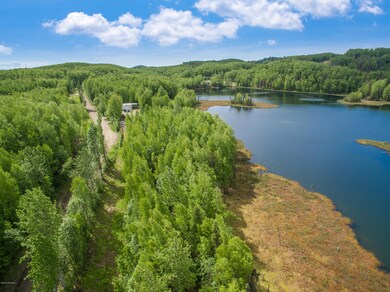 JADE LAKE103