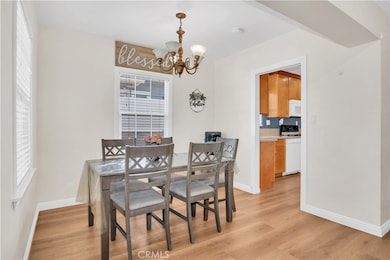 1343 N Whitnall Hwy, Burbank, CA 91505 - photo 3