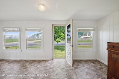 05-10016-N-Cochran-Rd-Grand-Ledge-MI-488