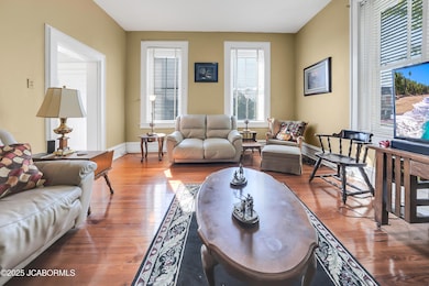 503 E High St, Jefferson City, MO 65101 - photo 7