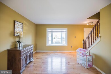 15 Anthony Dr, Burlington, NJ 08016 - photo 4