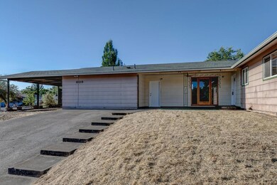 609 Kings Ct, Central Point, OR 97502 - photo 2