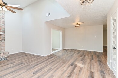 7515 Ashmole Ln, Houston, TX 77088 - photo 7