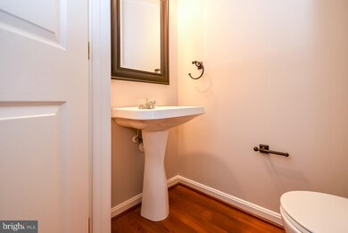 2523 Running Wolf Trail, Odenton, MD 21113 - photo 7