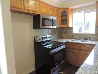 2041 E Piru St, Compton, CA 90222 - photo 4