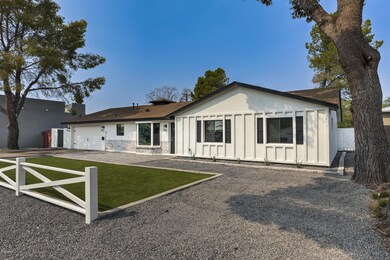 4710 N 36th St-3
