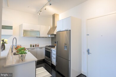 2410 17th St NW unit 304, Washington, DC 20009 - photo 5