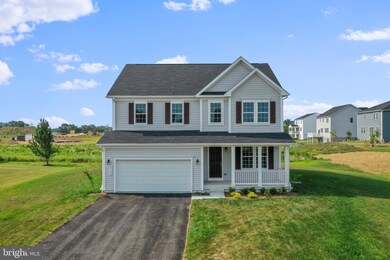 2132 Mandarin Dr, Chambersburg, PA 17202 - photo 3