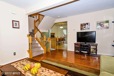 6311 Littlefield Ct, Centreville, VA 20121 - photo 6