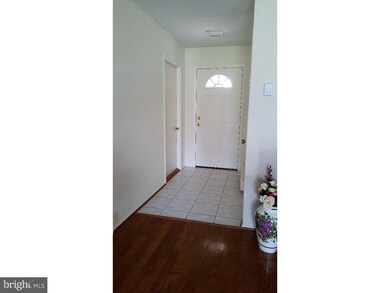 258 Doremus Dr unit B, Monroe Township, NJ 08831 - photo 6