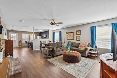 8201 Winding Stream Dr, Denton, TX 76210 - photo 3