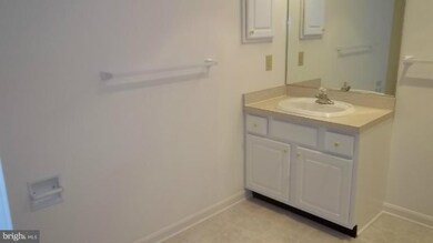 3237 Kensington Ct, Manchester, MD 21102 - photo 7