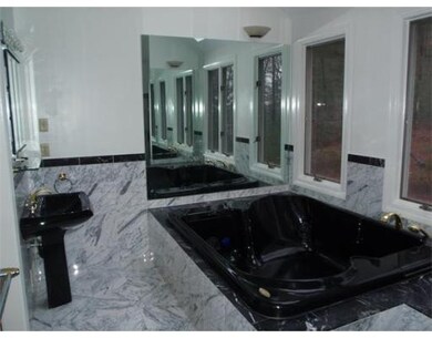 9 Wayside Inn Rd unit n/a, Framingham, MA 01701 - photo 4