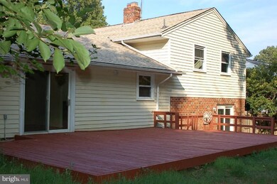 3013 Chapel View Dr, Beltsville, MD 20705 - photo 6