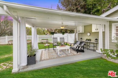 20420 Quedo Dr, Woodland Hills, CA 91364 - photo 4