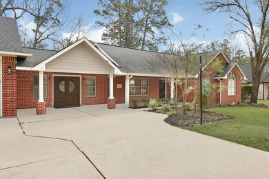 28418 Champion Oaks Dr, Magnolia, TX 77354 - photo 2