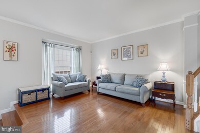 9900 Michael Schar Ct, Vienna, VA 22181 - photo 5