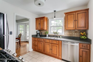 217 S Sherrin Ave-17