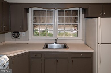 1206 Sylvan Dr unit 2, Haddon Heights, NJ 08035 - photo 2