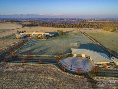 20600 Bemis Ln, Bend, OR 97701 - photo 3