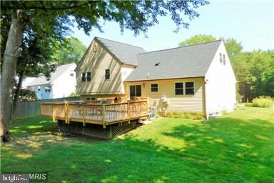 9207 Paloma Ln, Springfield, VA 22153 - photo 2