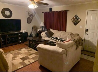 1405 S Adams St, Hugoton, KS 67951 - photo 3