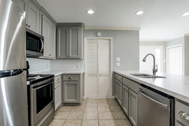 9814 Airways Ln, Galveston, TX 77554 - photo 6