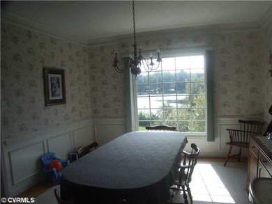 Dining Room - Formal Dining Room with Chair Rail, 