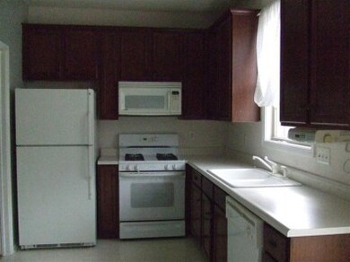 2890 Cambridge Way, Highland, IN 46322 - photo 3