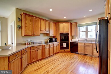 704 Irvine Bank Ln, Purcellville, VA 20132 - photo 7