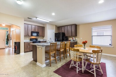 11034 Campus Heights Ln, Jacksonville, FL 32218 - photo 4