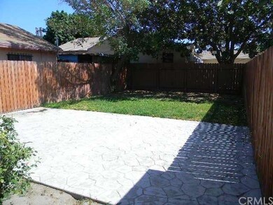 1554 E 117th St, Los Angeles, CA 90059 - photo 3