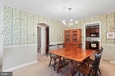 308 Rogers Rd, Norristown, PA 19403 - photo 5