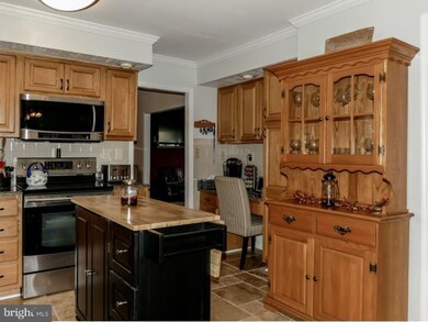 4114 Hellman Rd, Lafayette Hill, PA 19444 - photo 4