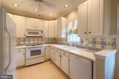 4234 Darleigh Rd, Nottingham, MD 21236 - photo 6